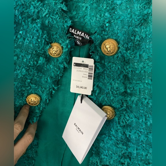 Brand new BALMAIN Tweed Jacket with Embossed Gold Tone Buttons - Picture 3 of 8